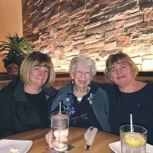 Meet your Posher, Caroline